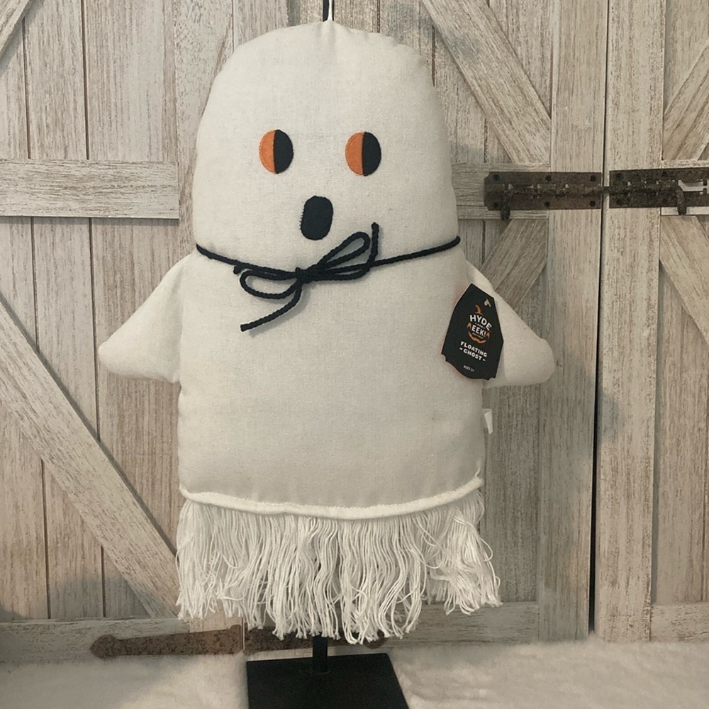 Target Hyde and Eek 2023 Halloween Floating Ghost Pillow